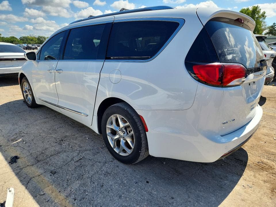 2018 CHRYSLER PACIFICA LIMITED 2