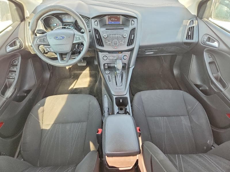 2017 FORD FOCUS SE 8