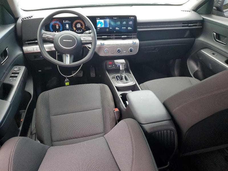 2026 HYUNDAI KONA SE 8