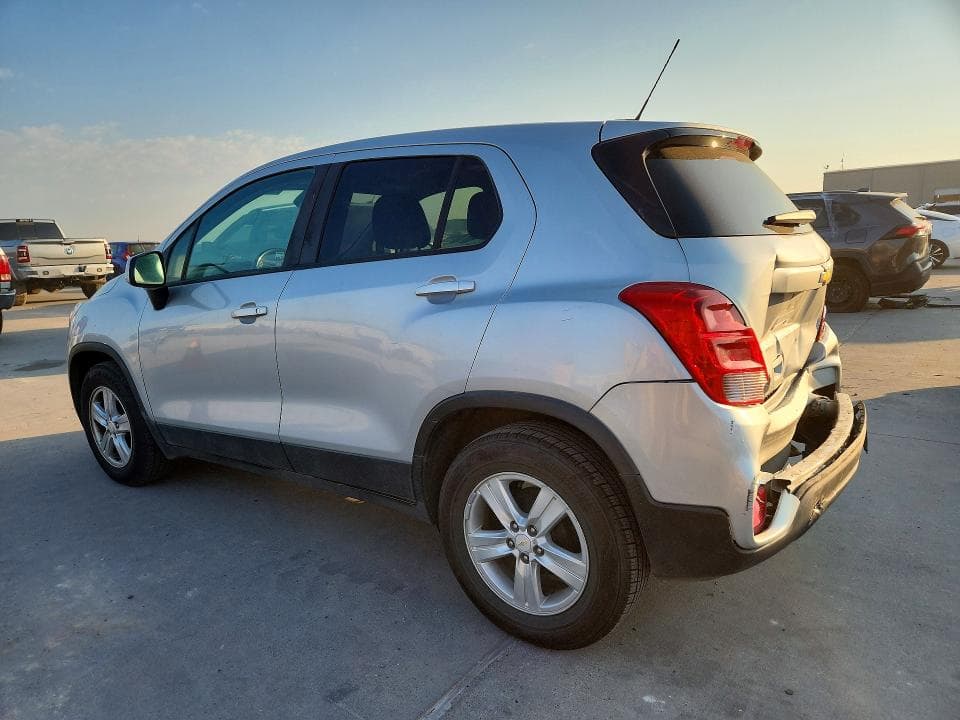 2021 CHEVROLET TRAX LS 2