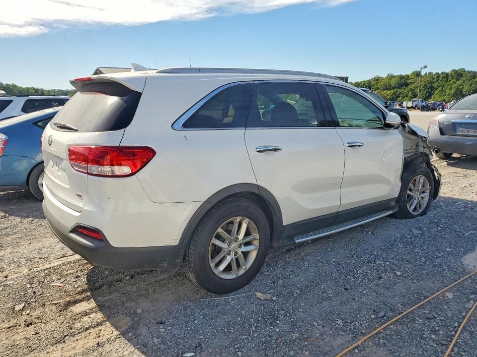 2018 KIA SORENTO LX 3