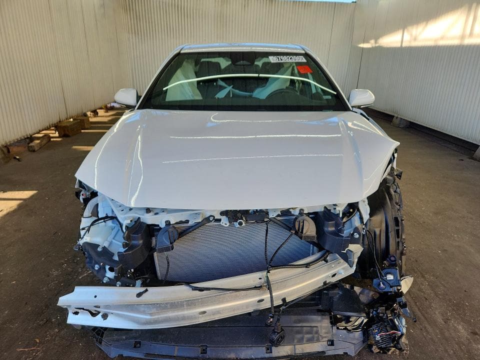 2026 TOYOTA CAMRY SE 5