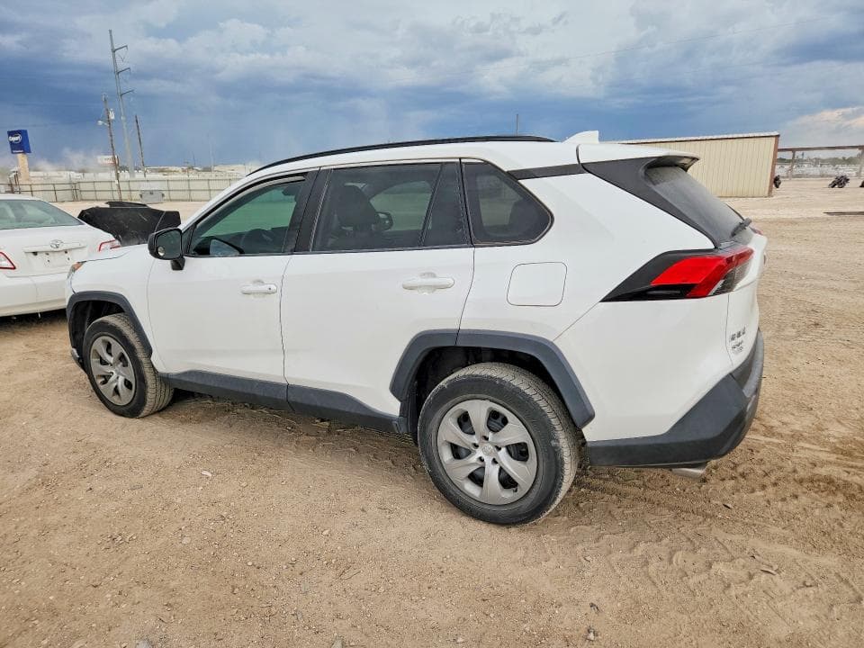 2019 TOYOTA RAV4 LE 2