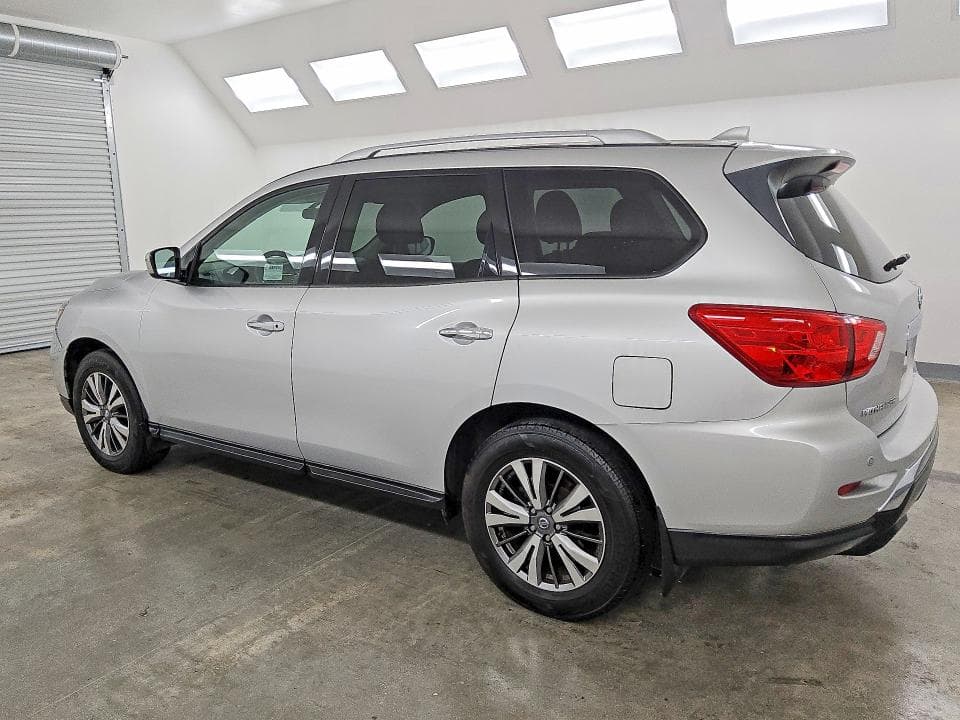 2019 NISSAN PATHFINDER S 2