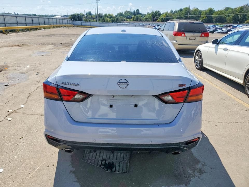 2023 NISSAN ALTIMA SR 6