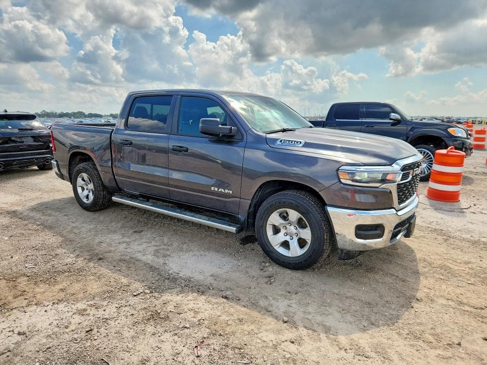 2025 RAM 1500 TRADESMAN 4