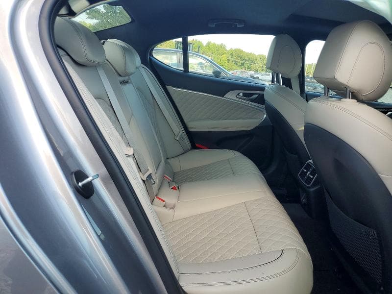 2023 GENESIS G70 3.3T STANDARD 10
