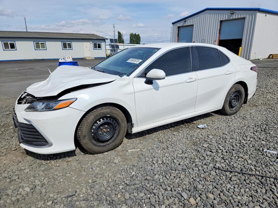 2022 TOYOTA CAMRY LE