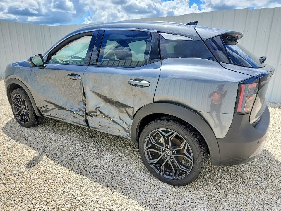 2026 NISSAN KICKS SR 2