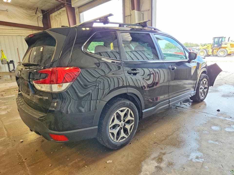 2021 SUBARU FORESTER PREMIUM 3