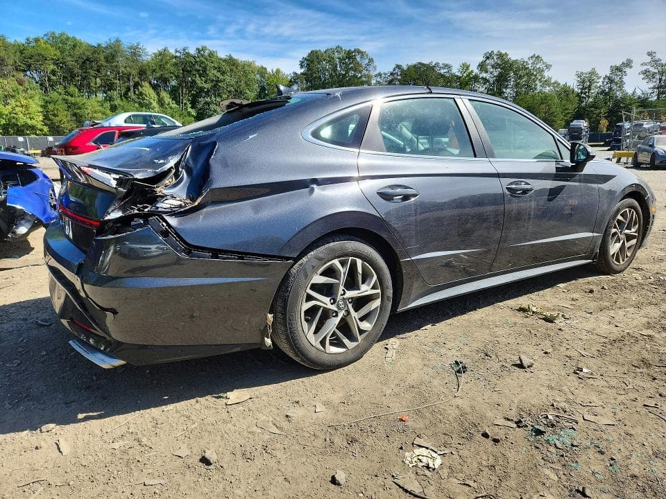 2020 HYUNDAI SONATA SEL 3