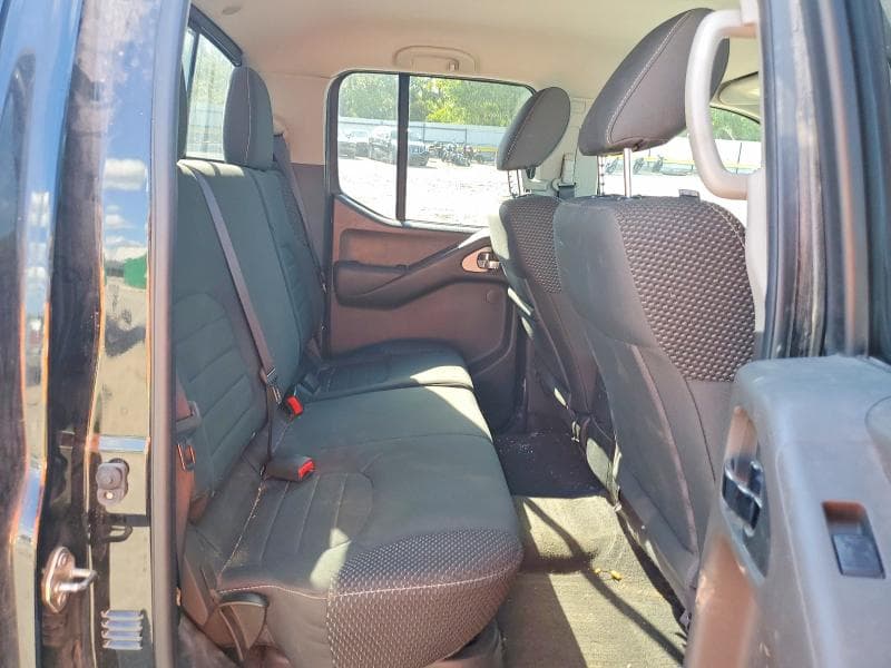 2018 NISSAN FRONTIER PRO-4X 10