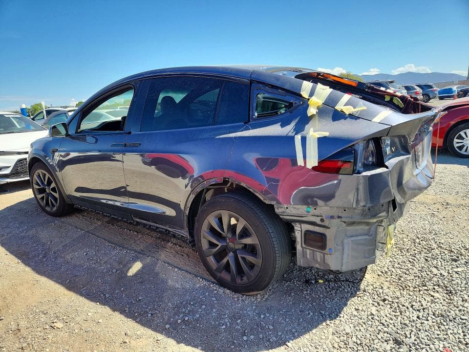 2023 TESLA MODEL X 2