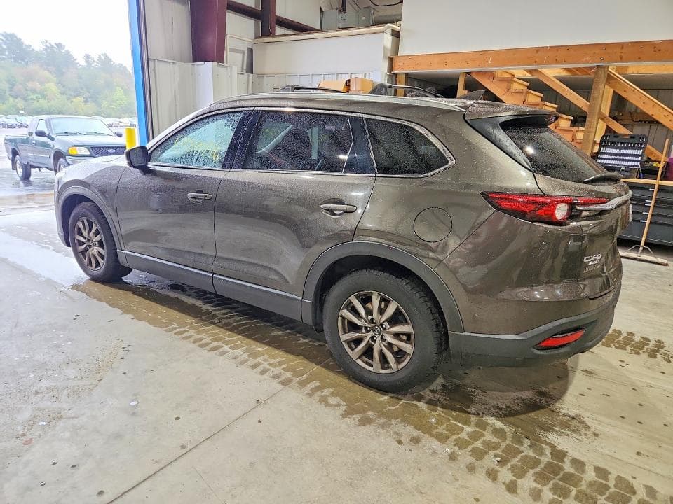 2017 MAZDA CX-9 TOURING 2