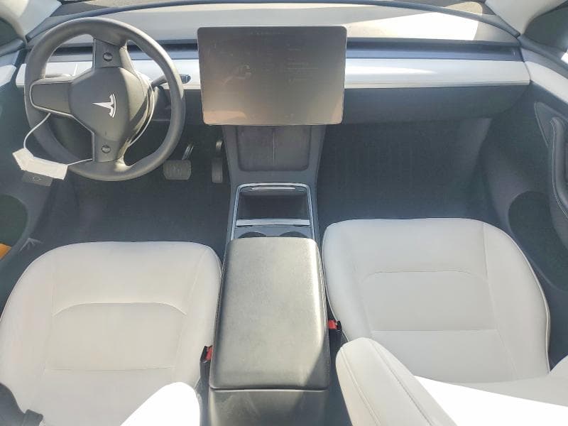2023 TESLA MODEL Y 8