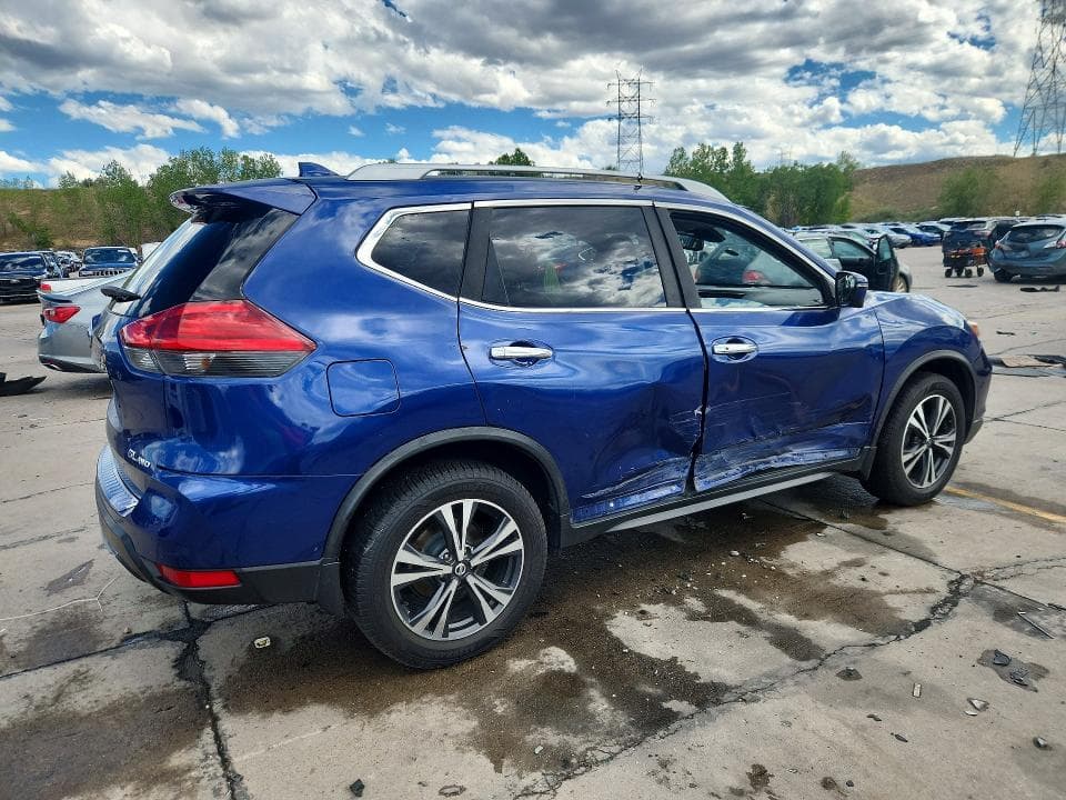 2017 NISSAN ROGUE SL 3