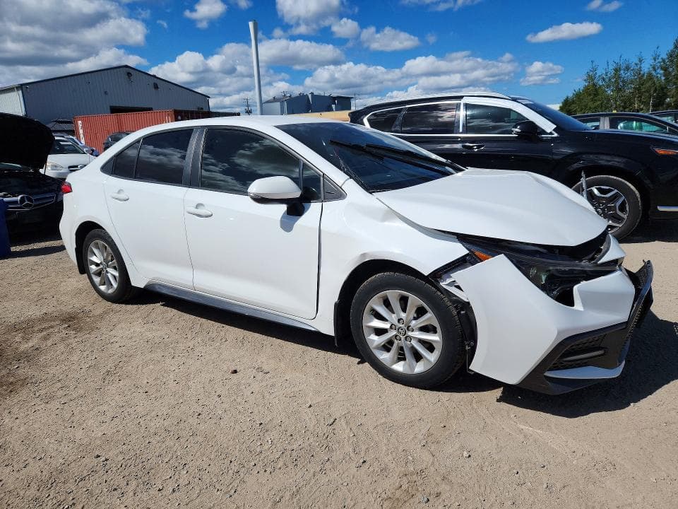 2021 TOYOTA COROLLA SE 4