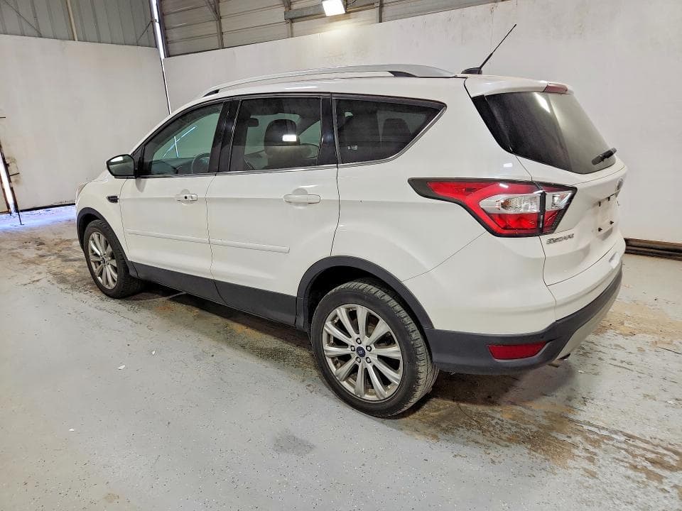 2017 FORD ESCAPE TITANIUM 2