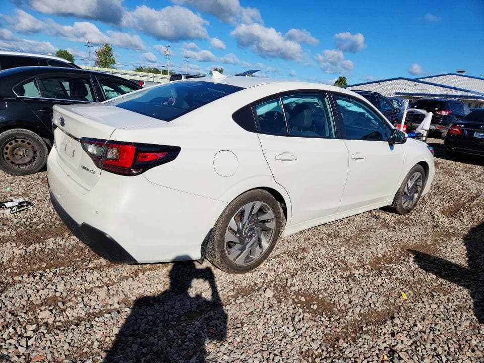 2023 SUBARU LEGACY LIMITED 3
