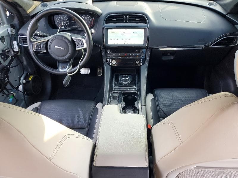 2019 JAGUAR F-PACE S 8