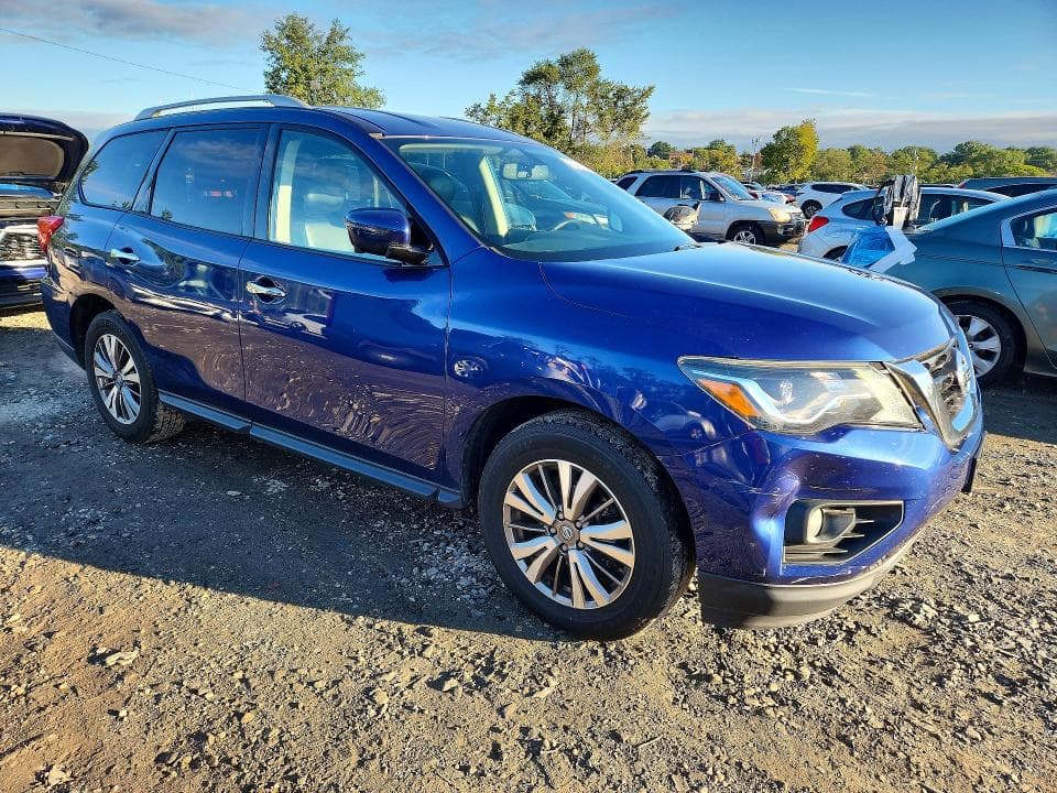 2019 NISSAN PATHFINDER SL 4