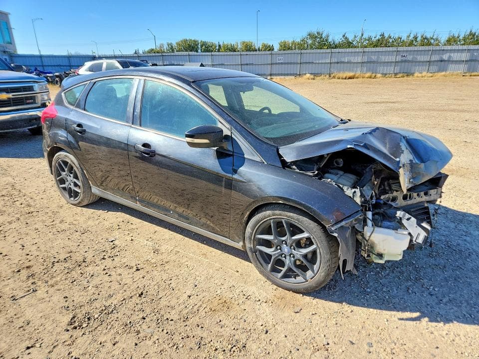 2017 FORD FOCUS SEL 4