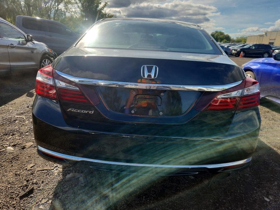 2017 HONDA ACCORD LX 6