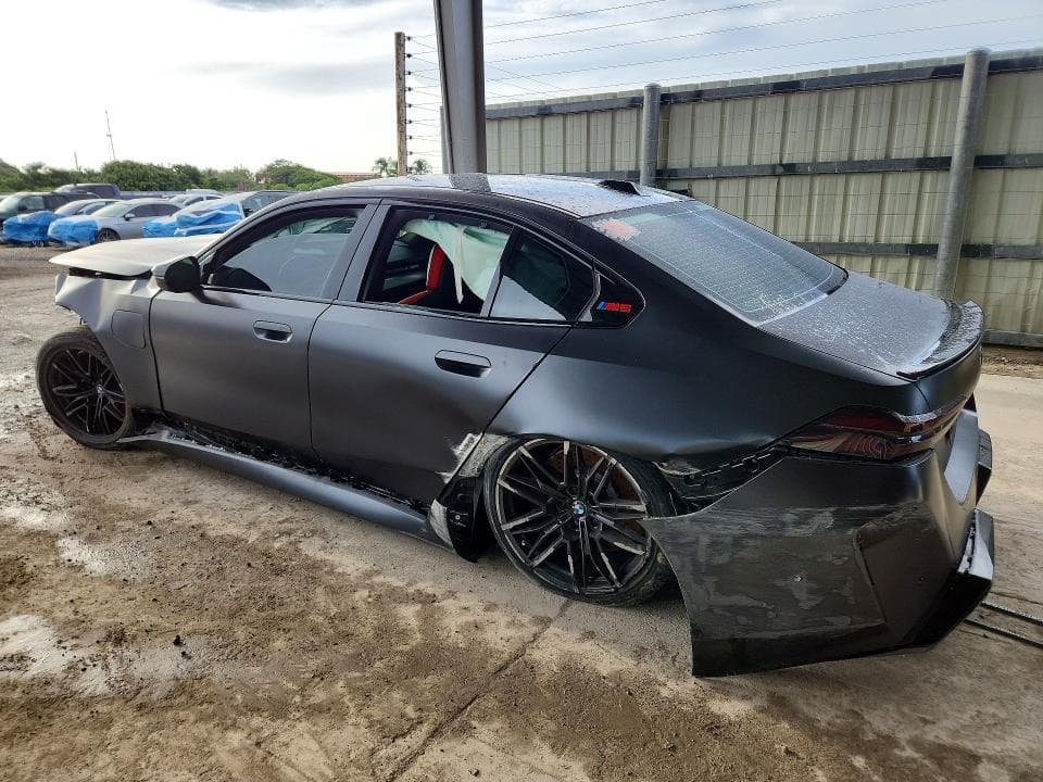 2025 BMW M5 2