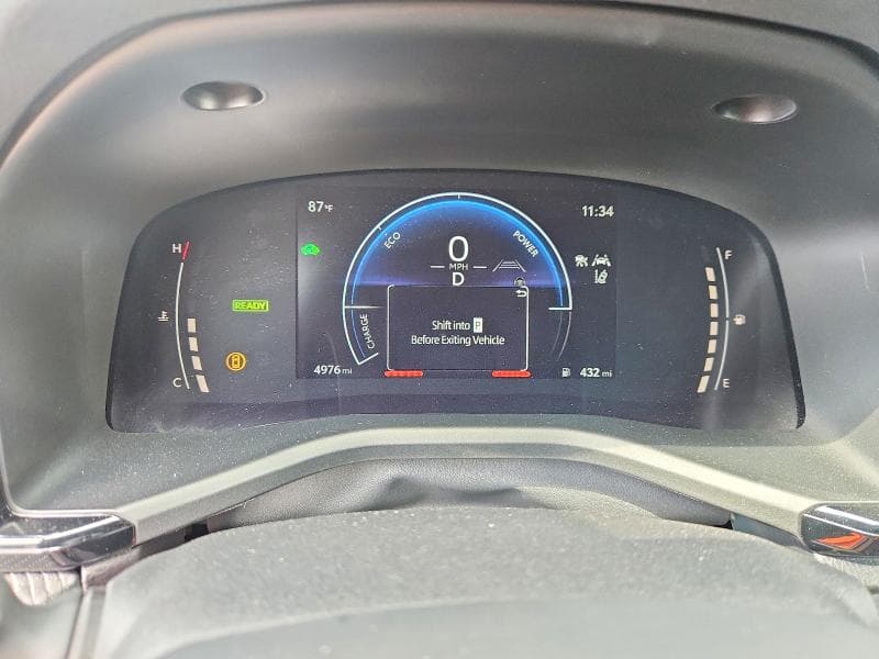 2026 TOYOTA CAMRY SE 9