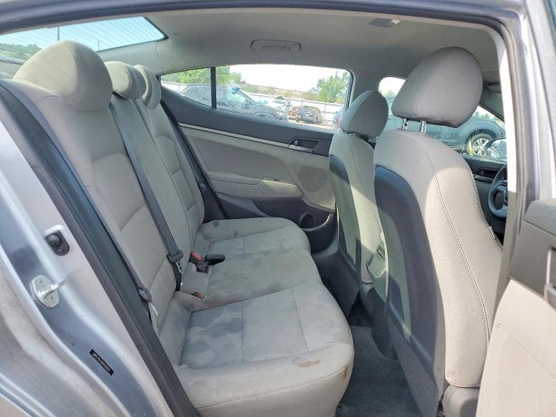 2017 HYUNDAI ELANTRA SE 10