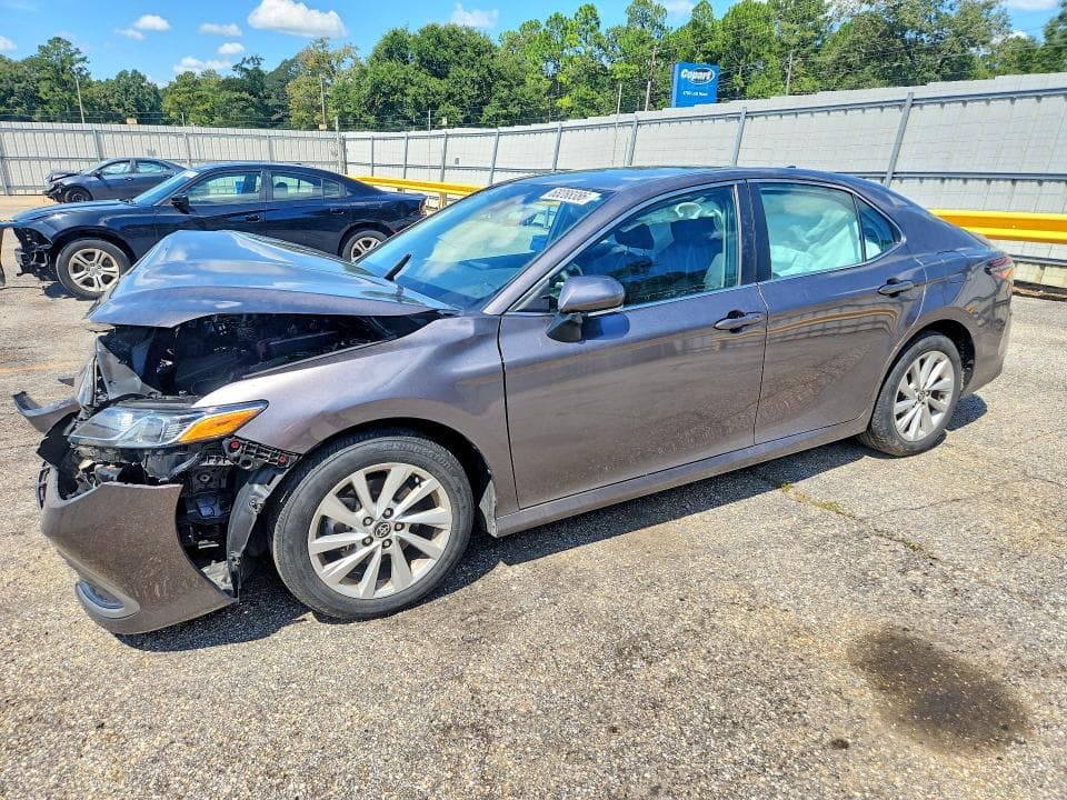 2021 TOYOTA CAMRY LE