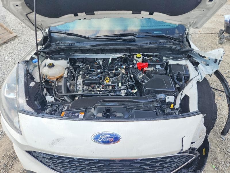 2021 FORD ESCAPE SE 12