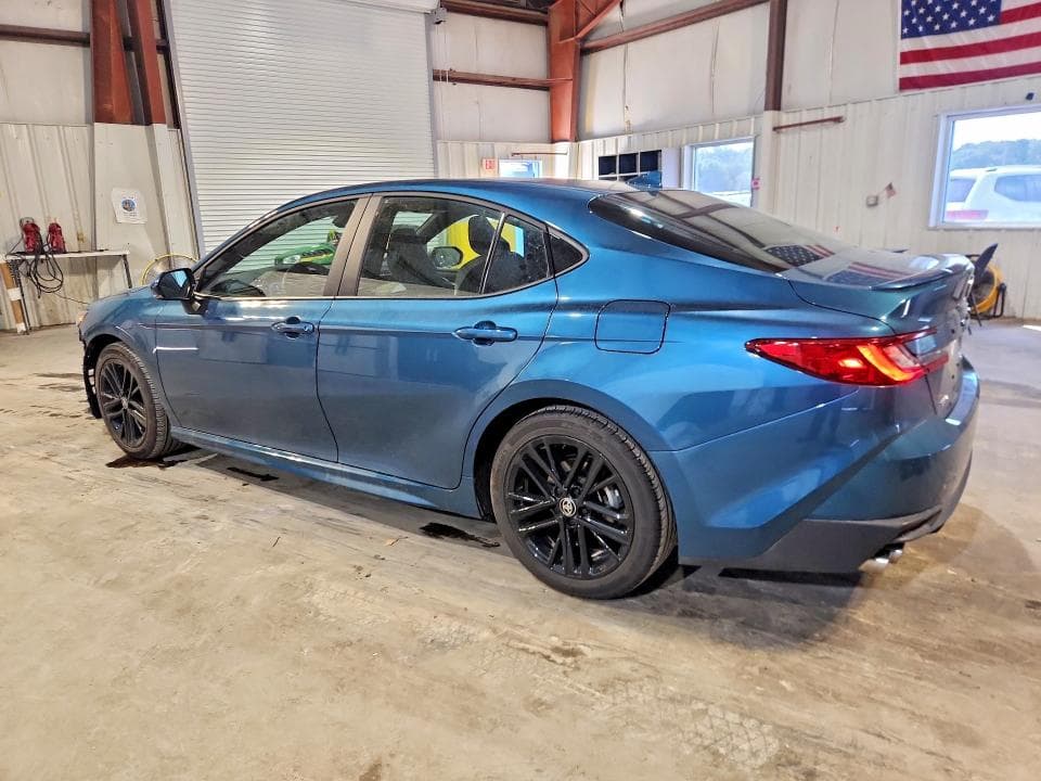 2026 TOYOTA CAMRY SE 2