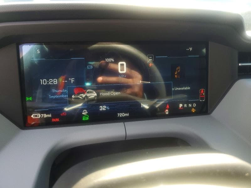 2027 CHEVROLET BOLT LT 9