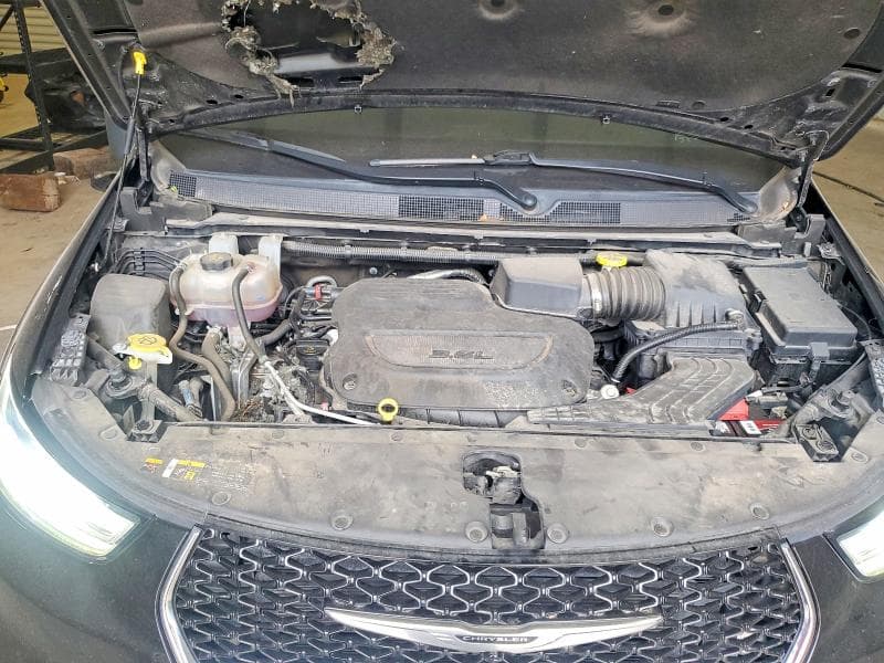 2023 CHRYSLER PACIFICA LIMITED 12