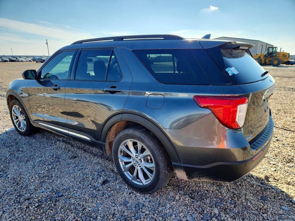 2020 FORD EXPLORER XLT 2