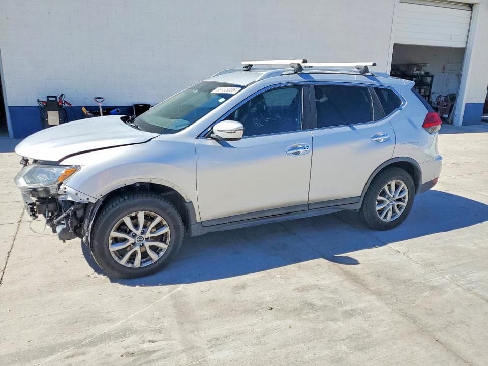 2017 NISSAN ROGUE S