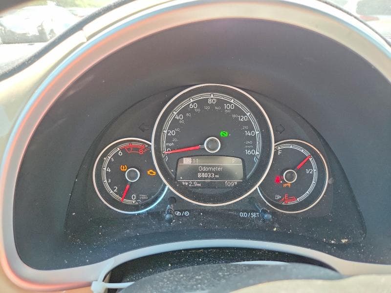 2019 VOLKSWAGEN BEETLE S 9