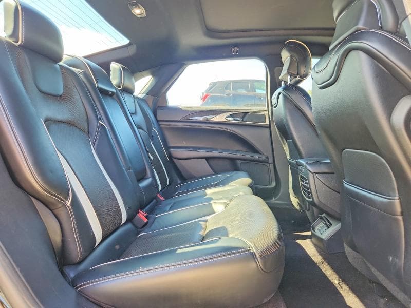 2017 LINCOLN MKZ RESERVE 10