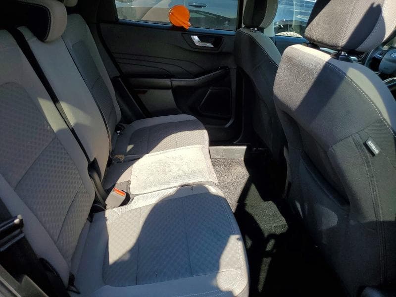 2021 FORD ESCAPE SE 11