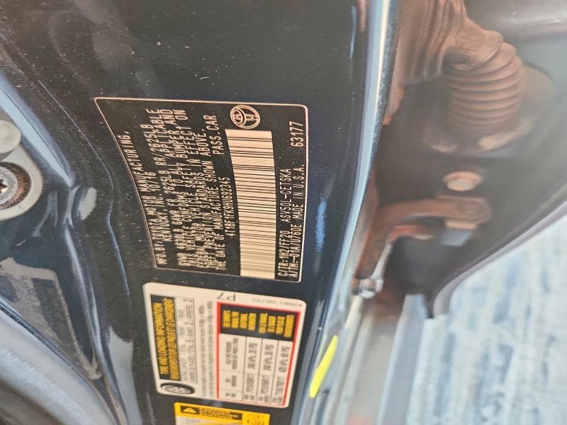 2017 TOYOTA CAMRY SE 12