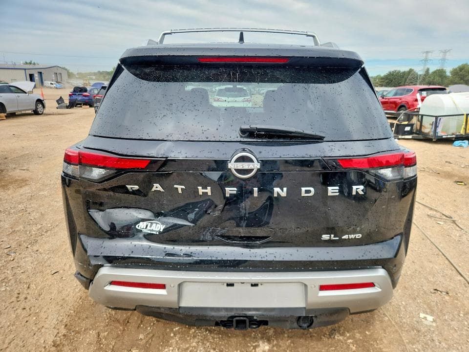2025 NISSAN PATHFINDER SL 6