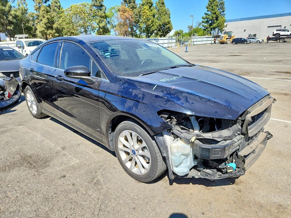 2020 FORD FUSION SE 4