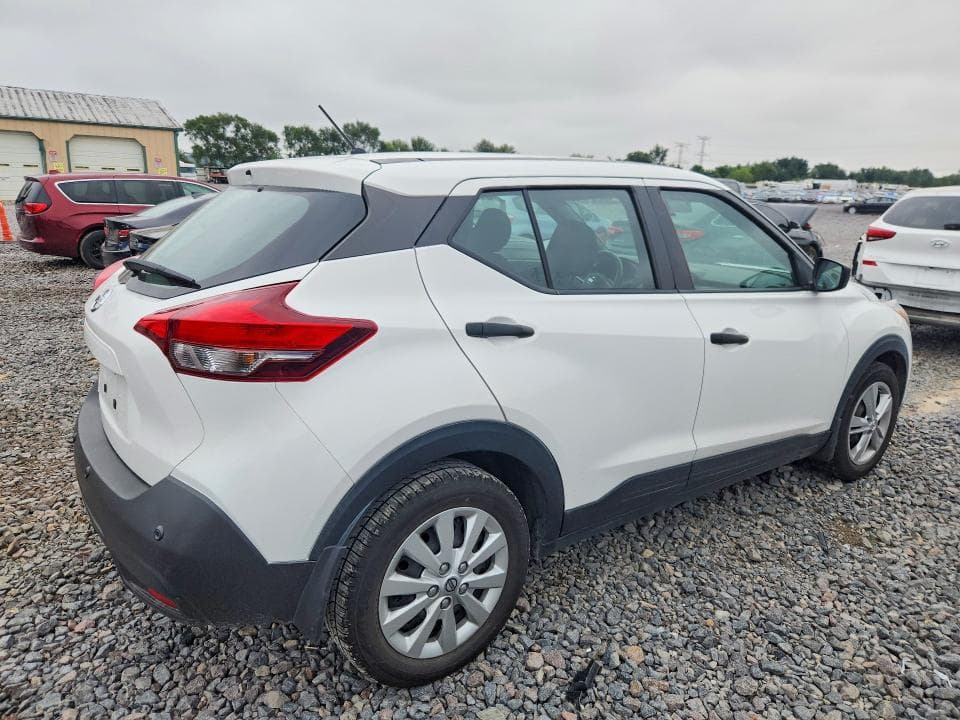 2020 NISSAN KICKS S 3
