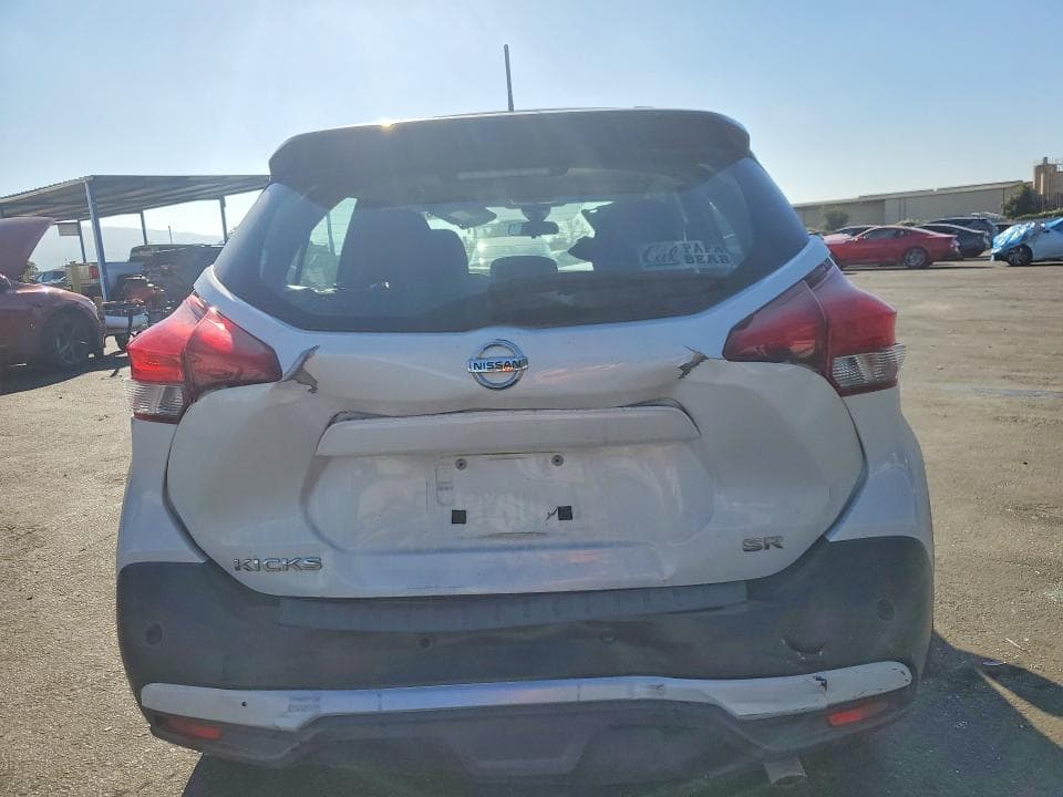 2020 NISSAN KICKS SR 6