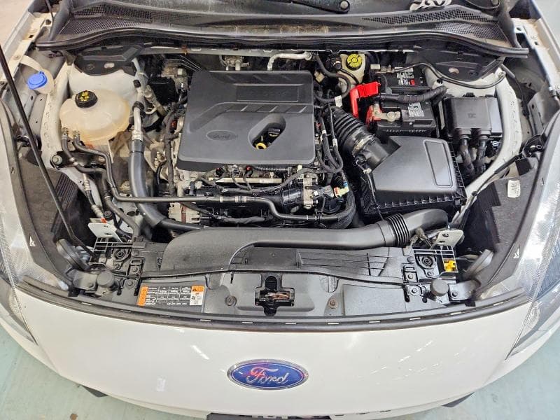 2020 FORD ESCAPE SE 11