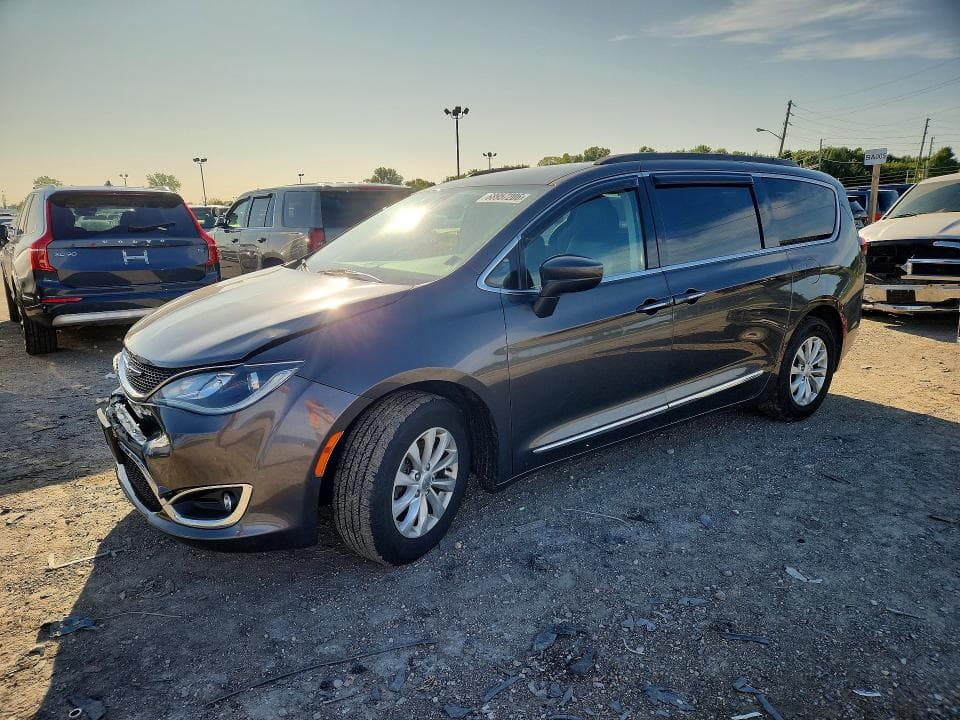 2017 CHRYSLER PACIFICA TOURING L - 1