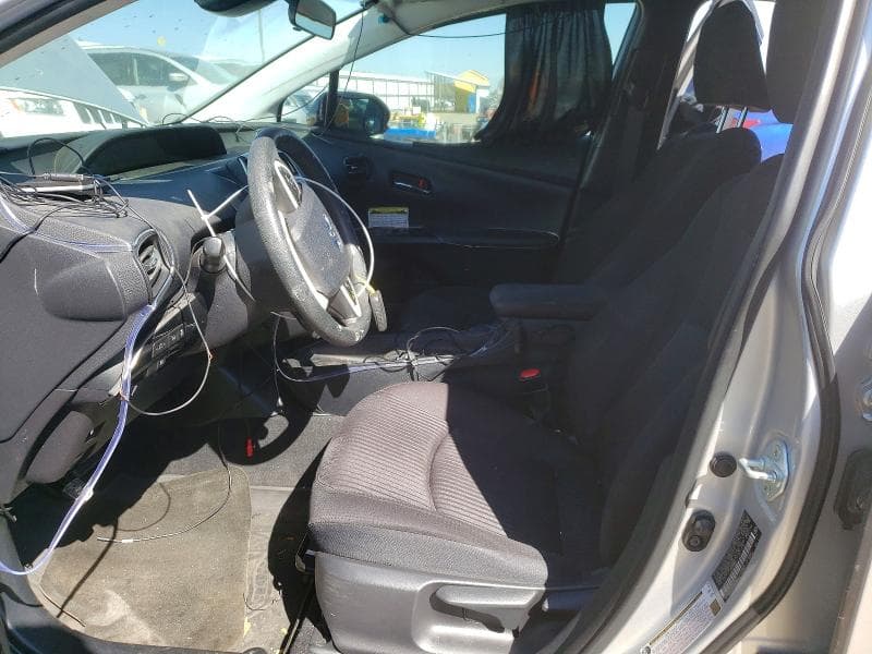 2017 TOYOTA PRIUS TWO 7