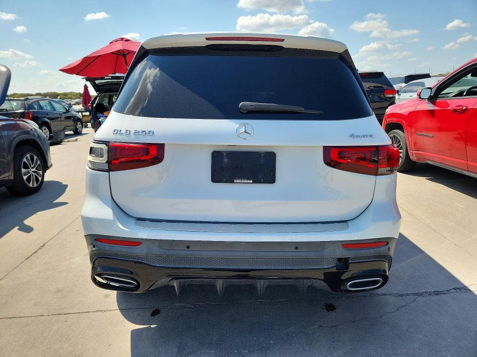 2021 MERCEDES-BENZ GLB 250 4MATIC 6