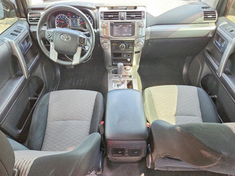 2017 TOYOTA 4RUNNER SR5 8
